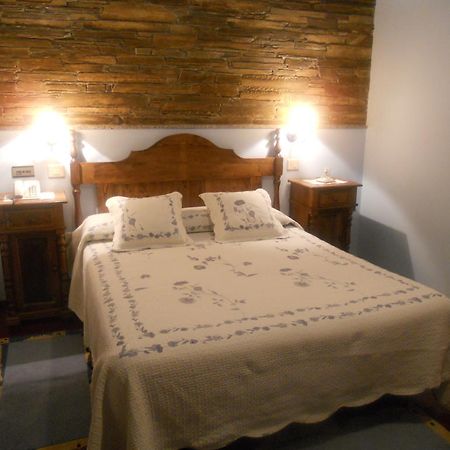 Hotel Taramundi Bagian luar foto