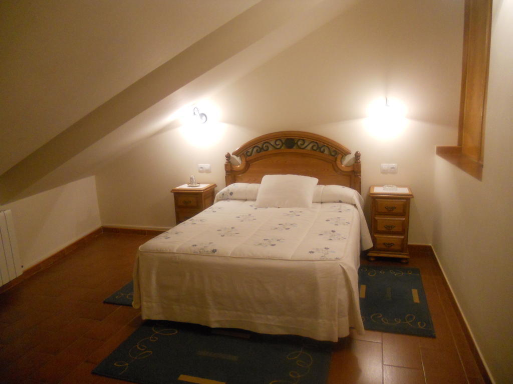 Hotel Taramundi Bagian luar foto