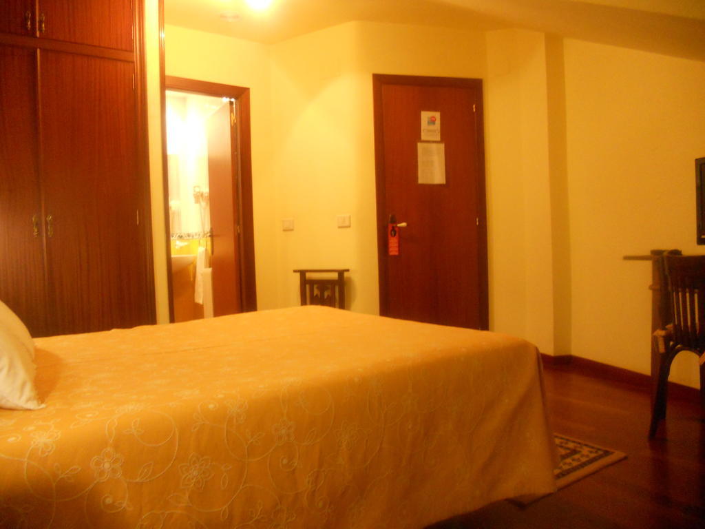 Hotel Taramundi Ruang foto