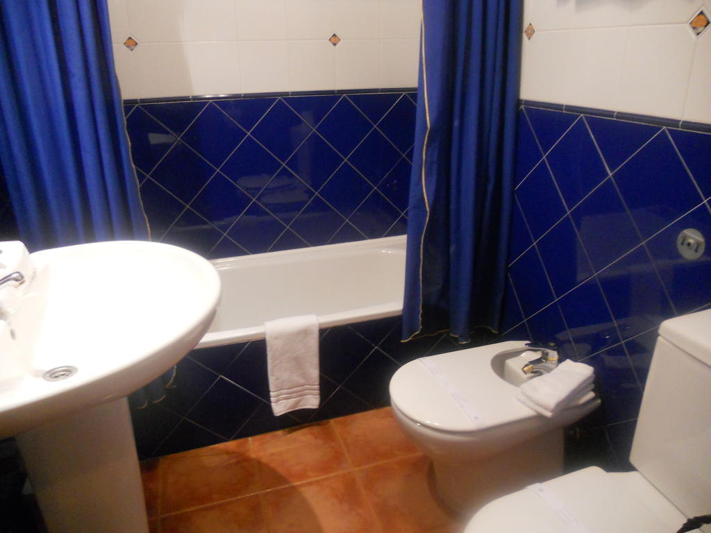 Hotel Taramundi Ruang foto
